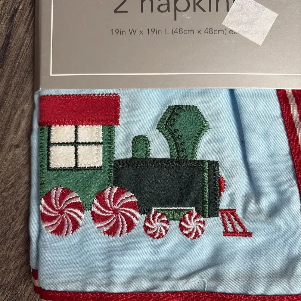 New Lot Of 5 Martha Stewart Train Peppermint Cotton Fabric Napkins 19 x 19 (10)